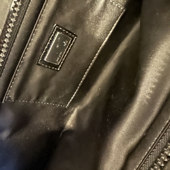 Vintage Fendi Patent Leather Mesh Clutch - Picture 6 of 7